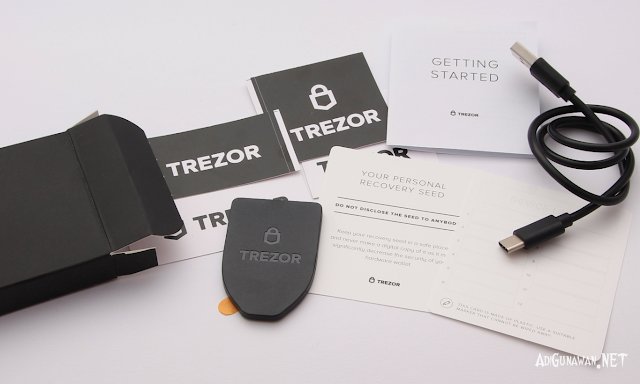 Review Wallet Trezor Model T, Perangkat Wallet Layar Sentuh